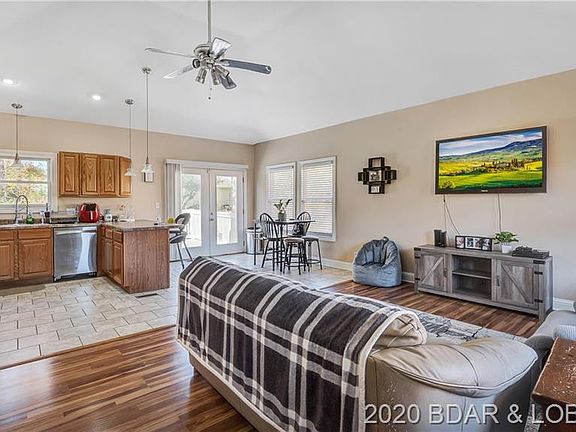 5th image of 340 Mulberry Ln