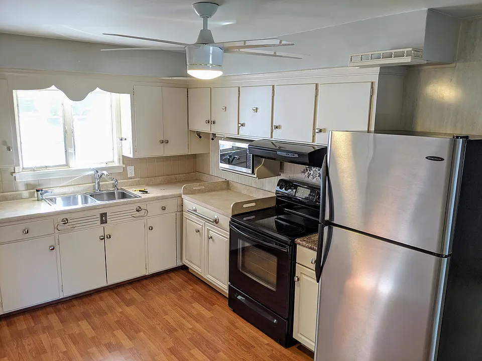 805 Arlington Ave #807