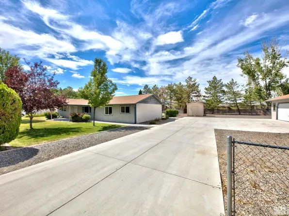 1430 Muir Dr, Gardnerville, NV 89460