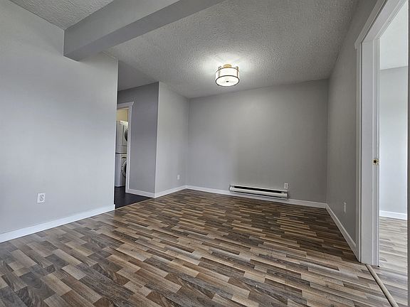 5th image of 3043 270th St #304