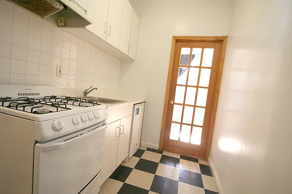 Rented by MetroNest | media 30