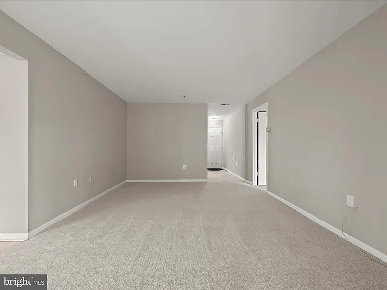 8375 Montgomery Run Rd #F — Photo 33