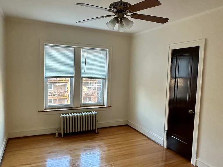 1436 W Thome Ave #3D — Photo 2