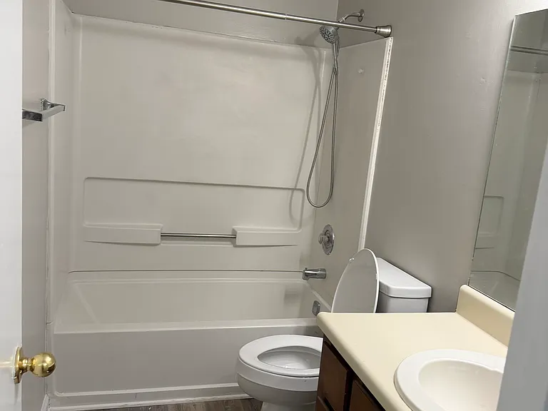 663 Windhaven Dr — Photo 19