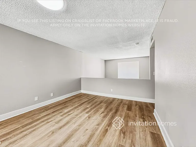 11219 N 41st Ave — Photo 8