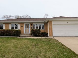 899 Horne Ter, Des Plaines, IL