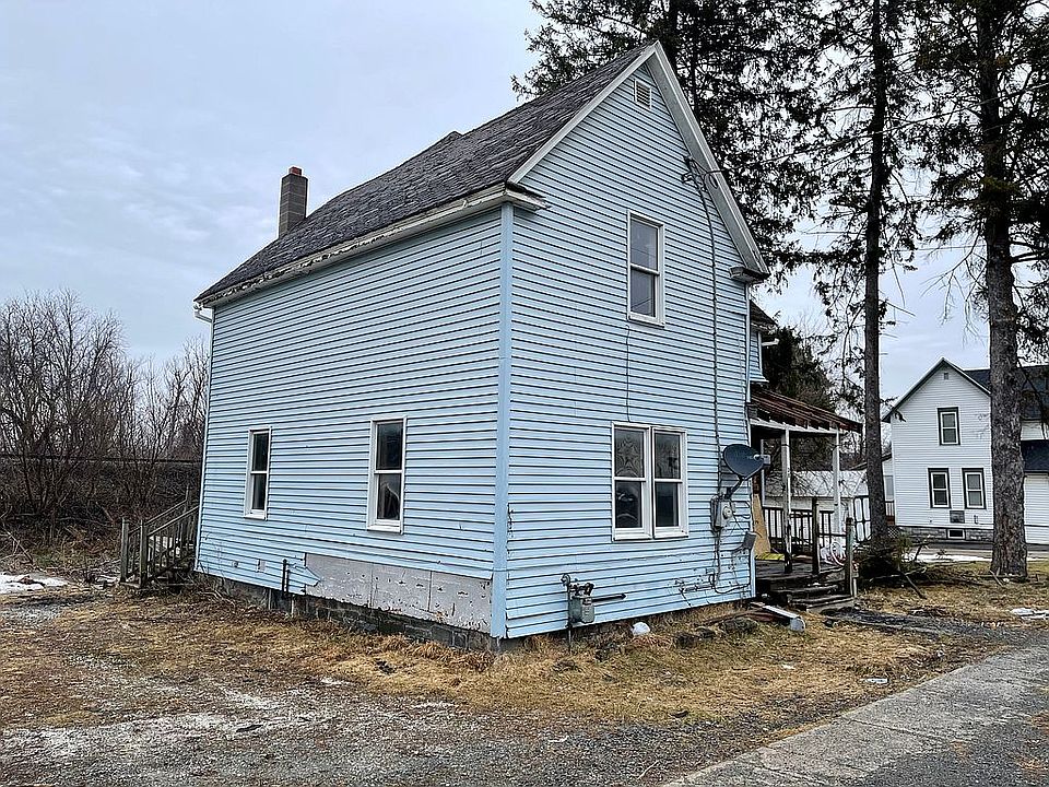 1st image of 38 Graves St