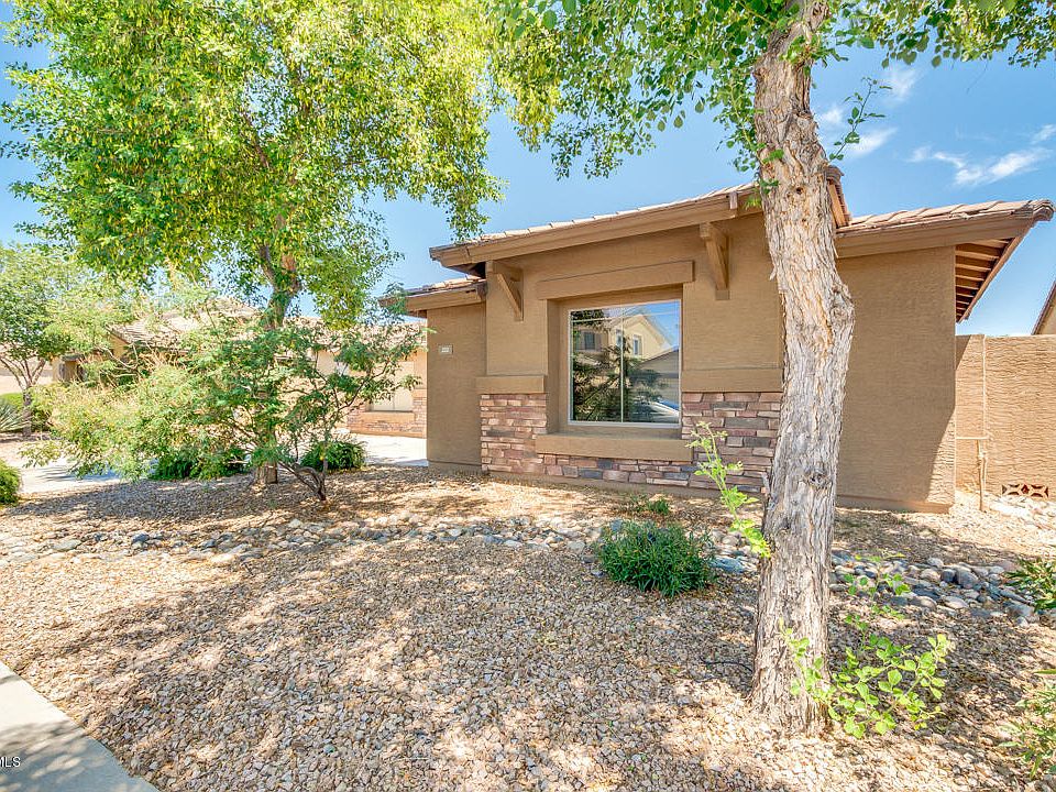 1st image of 222 W Blue Lagoon Dr