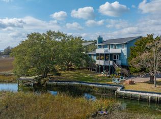 208 William St, Mount Pleasant, SC 29464