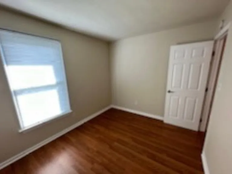 3205 Chicory Ct — Photo 10