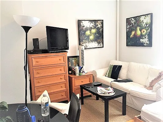 Rented by Dynamik Realty | media 23