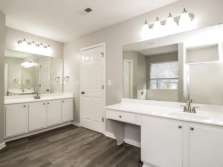 2981 Courtland Oaks Trl SW — Photo 11