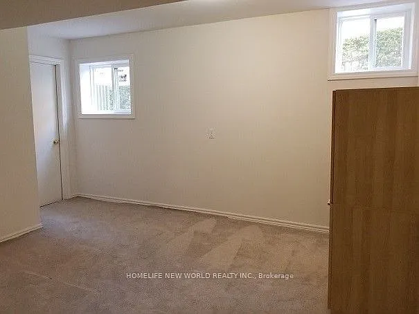 53 Brillinger St #WALKOUT BASEMENT — Photo 11