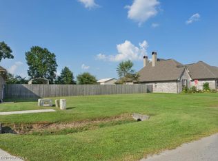 107 Talon Rd, Youngsville, LA 70592