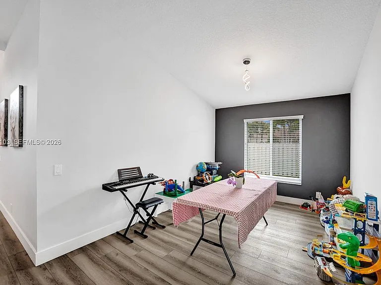 1063 Cedar Falls Dr — Photo 22