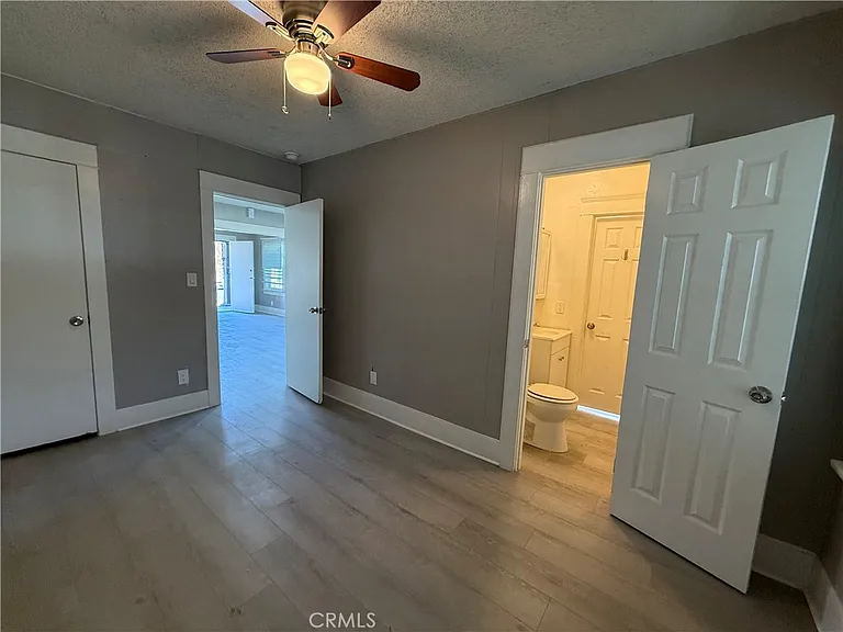 4152 Locust St — Photo 6