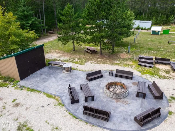 3849 Broadwalk Way NE, Mancelona, MI 49659