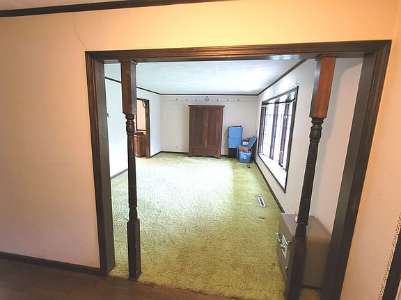 5th image of 14 Lakedale Dr