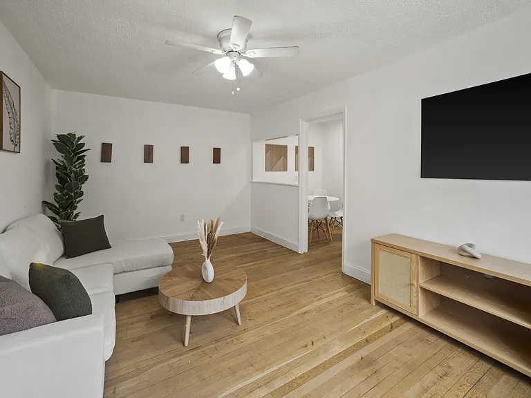 30 Danbury St SE #1 — Photo 3