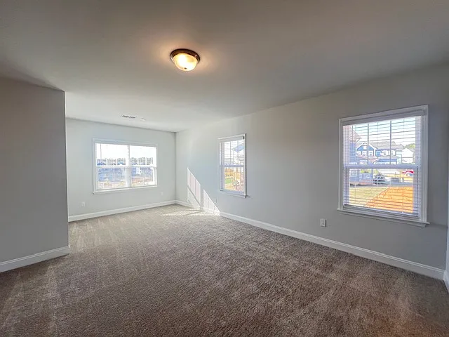 106 Highpointe Dr — Photo 11