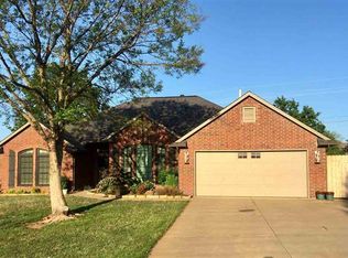 1015 S Edgemoor Dr, Stillwater, OK 74074