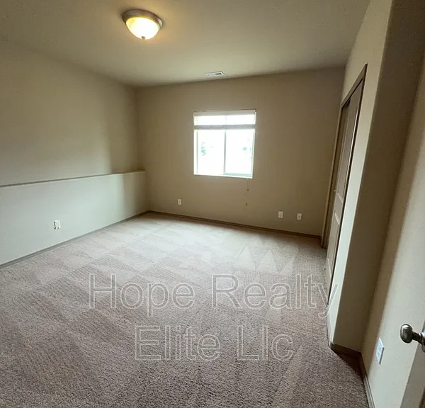 10931 Glen Canyon Dr — Photo 24