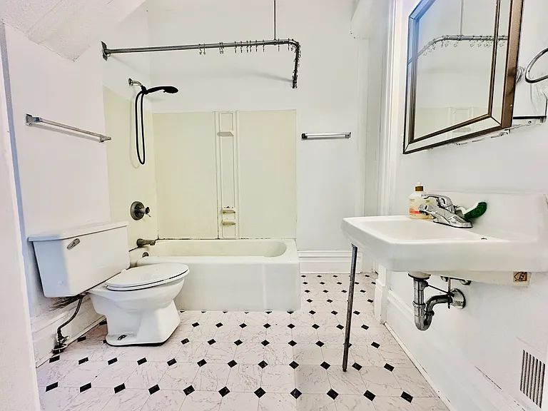 265 Henry Ave SE #2 — Photo 7