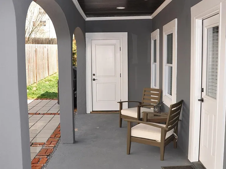 827 Nalle St — Photo 27