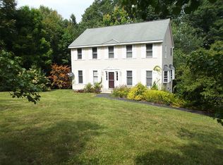 29 Autumn Run, Hooksett, NH 03106