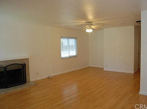4th image of 867 Smallwood St