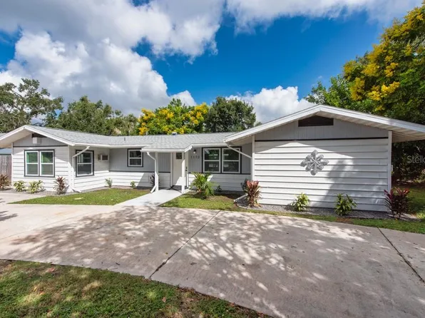 1173 Myrtle St, Sarasota, FL 34234