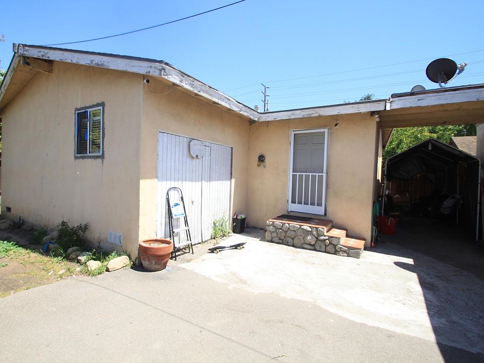 House needs exterior work. Interior is move in ready. Exte