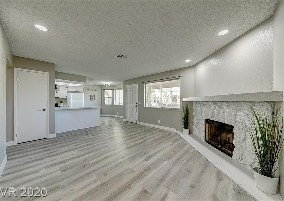 1st image of 1324 Pinto Rock Ln Unit 102