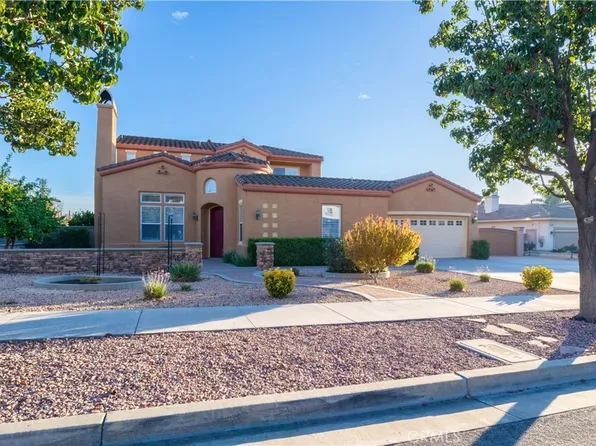 750 Charleston Dr, Claremont, CA 91711