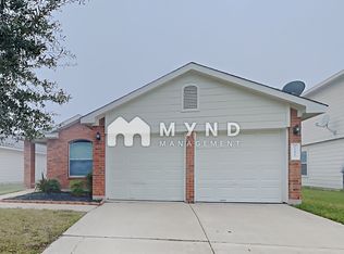 12417 Sky Harbor Dr, Del Valle, TX 78617