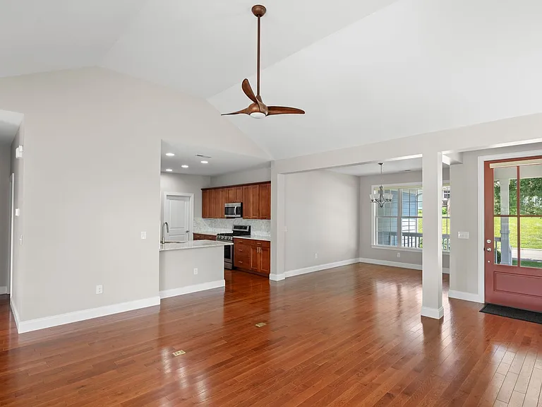 14 Rose Creek Rd — Photo 11