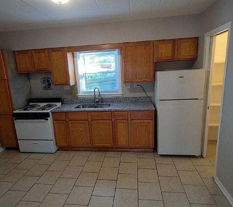 1st image of 5147 Electric Ave APT 4