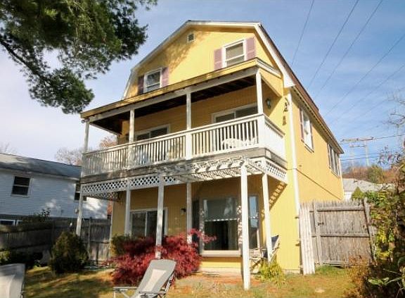 5th image of 8 Trestle Ln