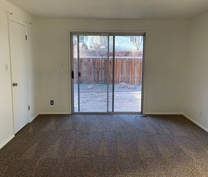 1426 Winterwood Ave — Photo 16