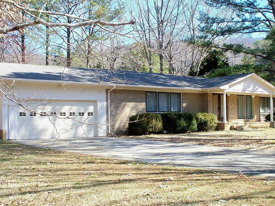 1st image of 2509 Arrow Wood Dr SE