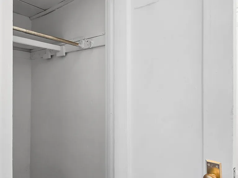 4980 Broadway #6C — Photo 10