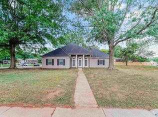 100 Larson Cir, Harvest, AL 35749