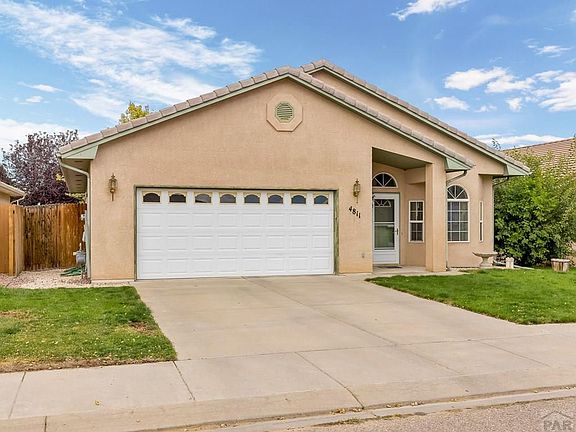 2nd image of 4811 Briarcrest Dr