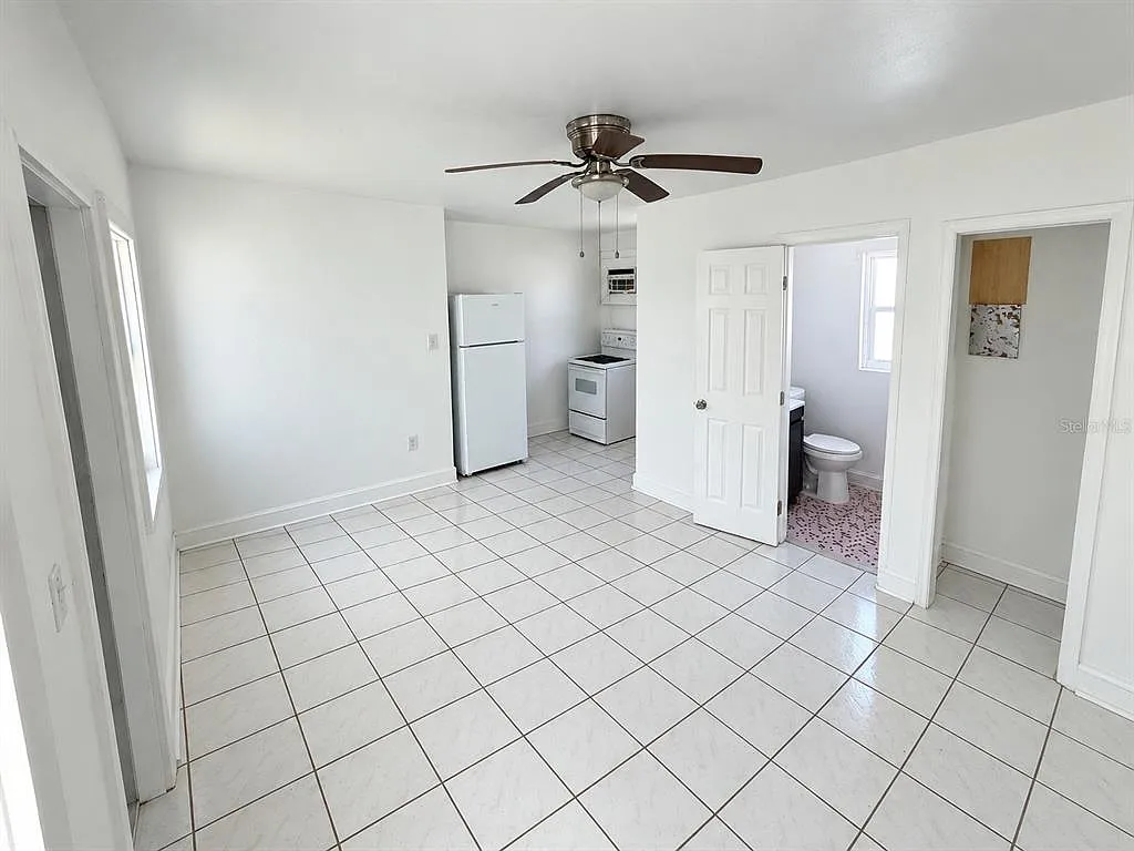 Studio, 1.0 bath, 500 sqft, $1,450 — Photo 2
