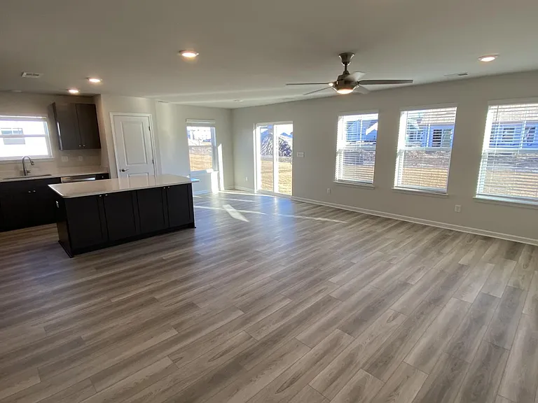 College Park Single Family Homes — Photo 11