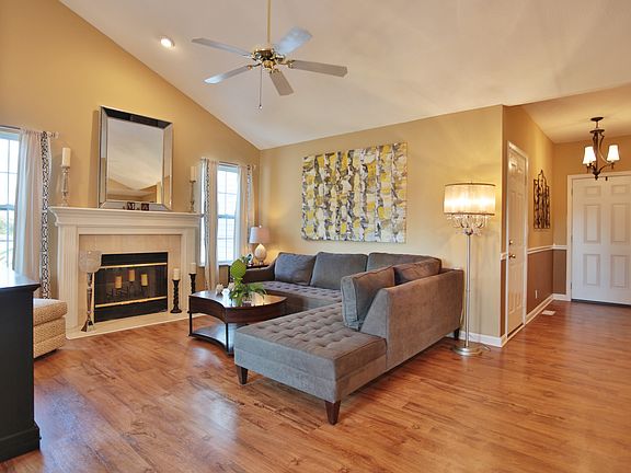 3rd image of 8817 Brittany Dr
