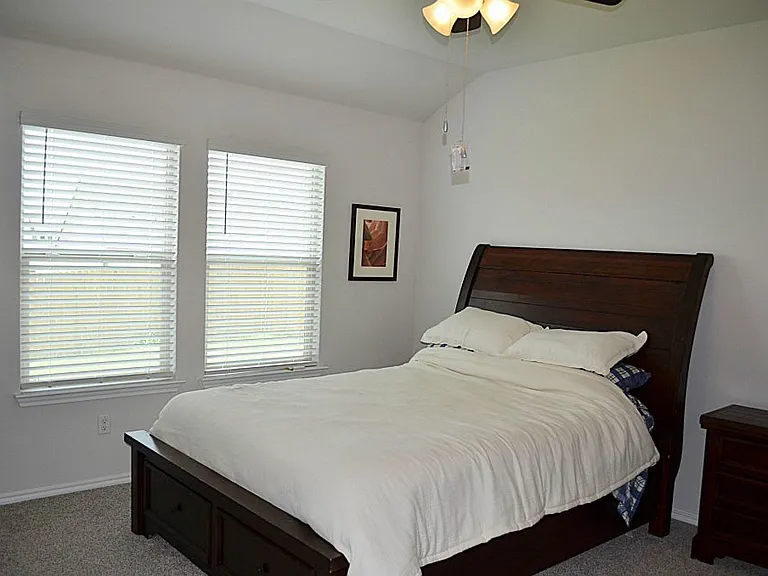2477 Bee Creek Dr — Photo 9