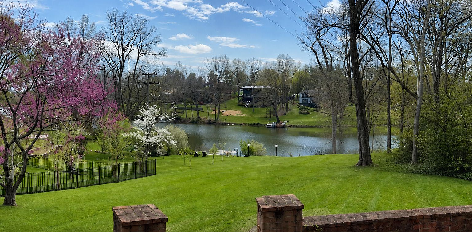 2044 Manor Dr, Lexington, KY 40502 | MLS #26007329 | Zillow