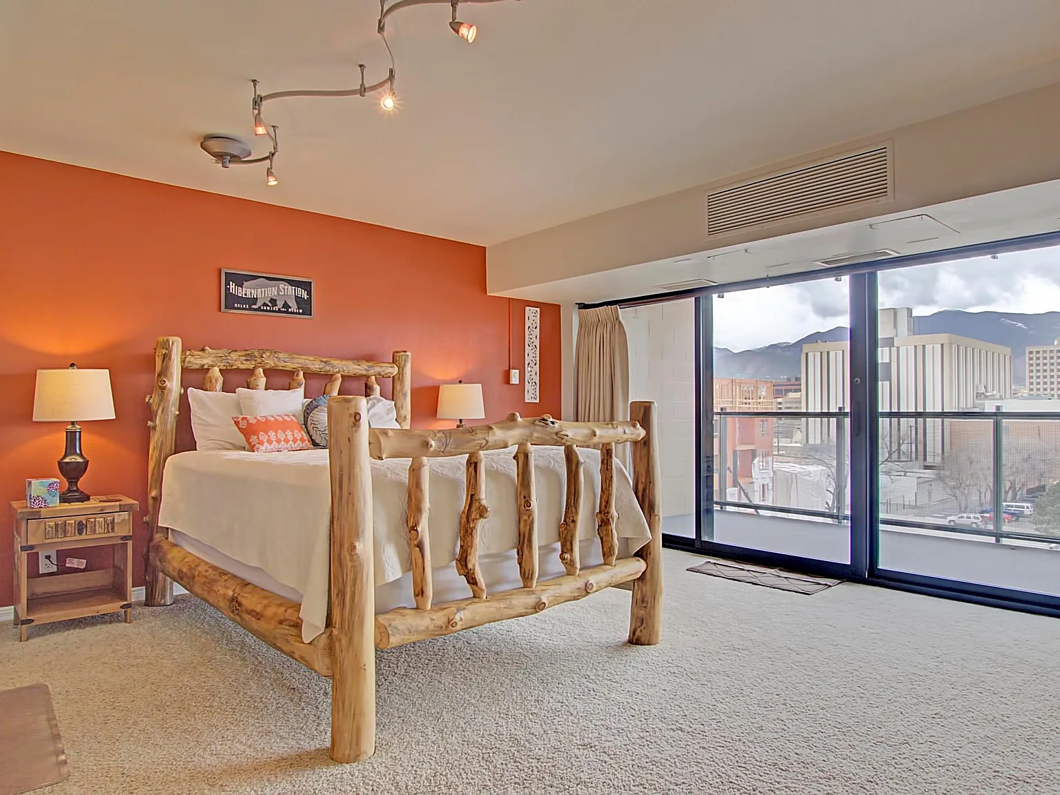 1 bed, 980 sqft, $2,700 — Photo 4