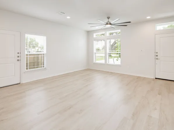 513 Cooner St, College Station, TX